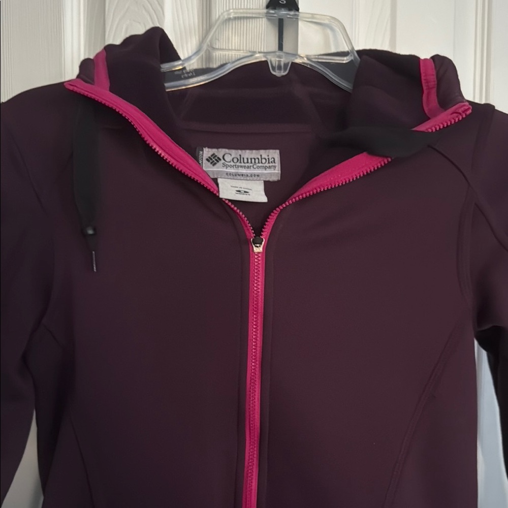 Columbia Women's Dark Purple Jacket with Pink Trim